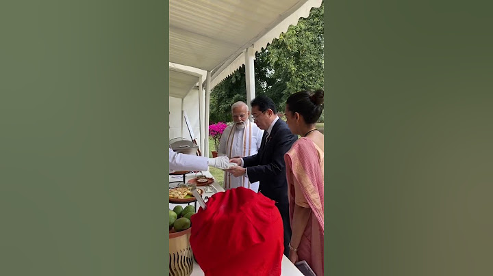 Japanese PM Fumio Kishida Enjoys Pani Puri with PM Modi