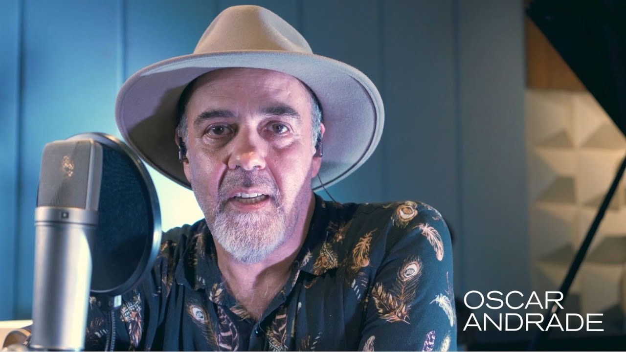 Oscar Andrade █  Llego volando (Patricio Manns)