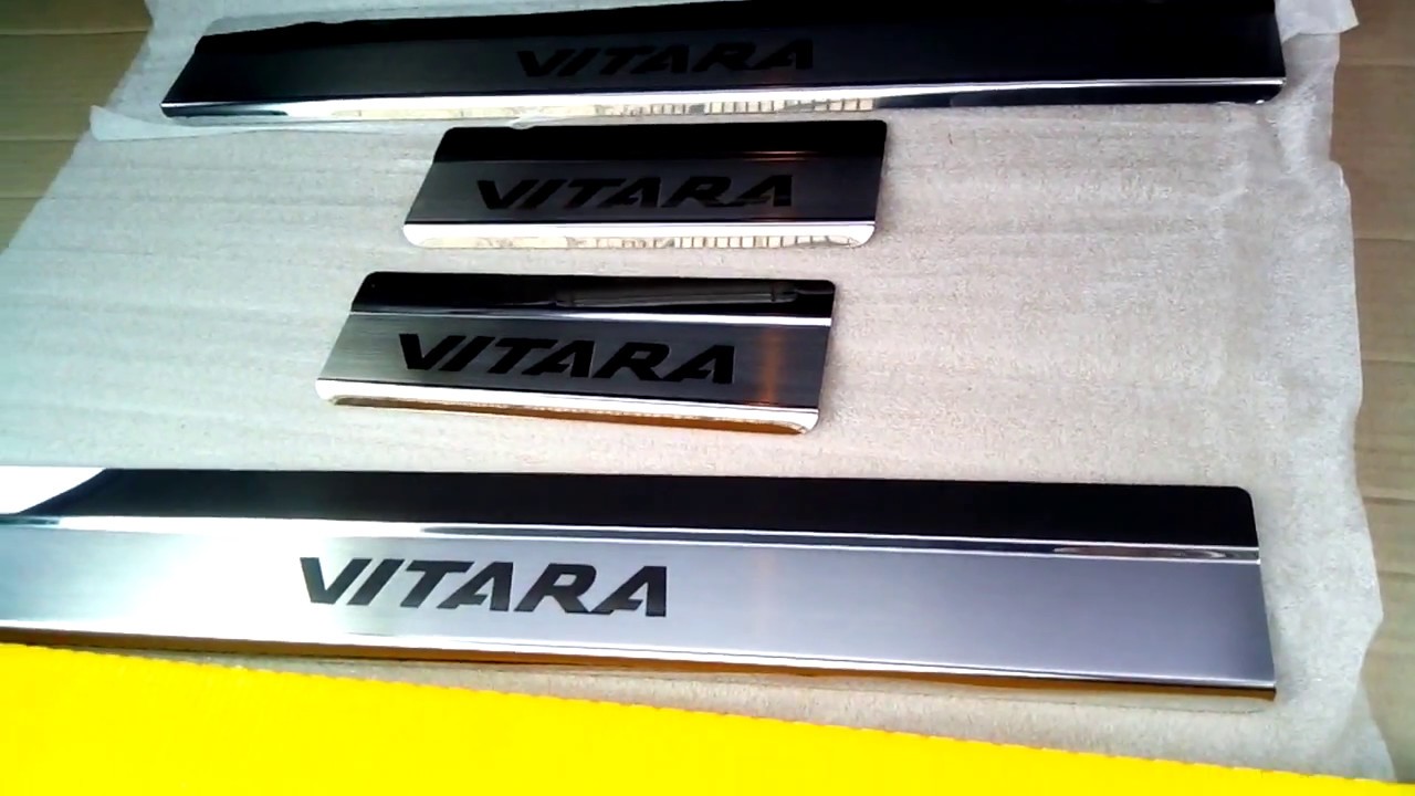 Накладки на пороги Suzuki Vitara с 2015 г. (Premium