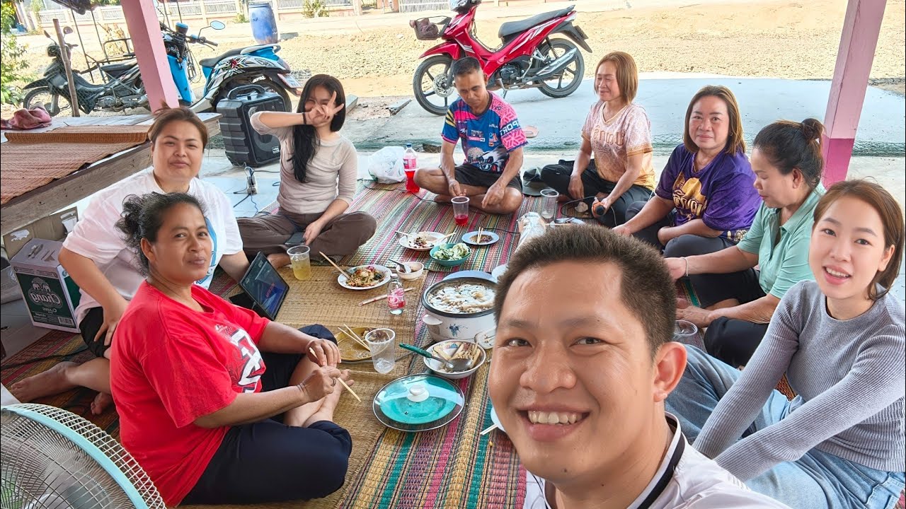 หยุดร้านมากินเลี้ยงวันเกิดป้าของสาวลาว🇱🇦 ที่บ้านย่าทวด🇹🇭#สาวลาว #บ่าวไทย 