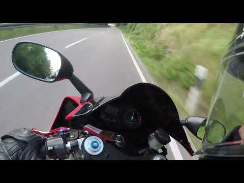 Yamaha R1 RN01