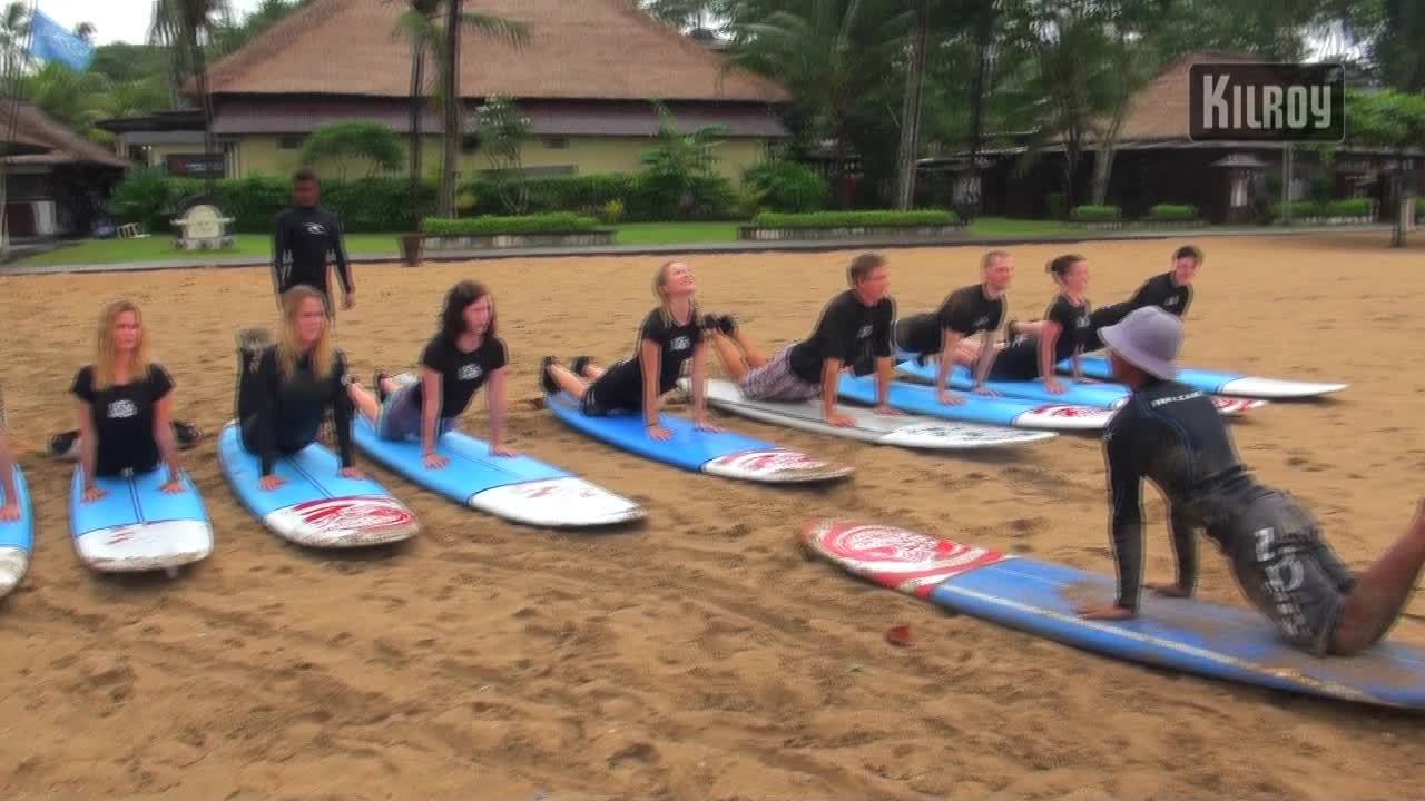 Bali, Indonesië - leer surfen