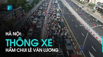 Ùn tắc hầm chui Lê Văn Lương ngày thông xe | VTC1