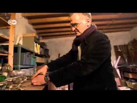 الفنان الفرنسي إدوارد مارتينيه يوروماكس