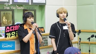 업텐션 선율 & 쿤 '다리꼬지마' 라이브 LIVE / 170709[이홍기의 키스 더 라디오]