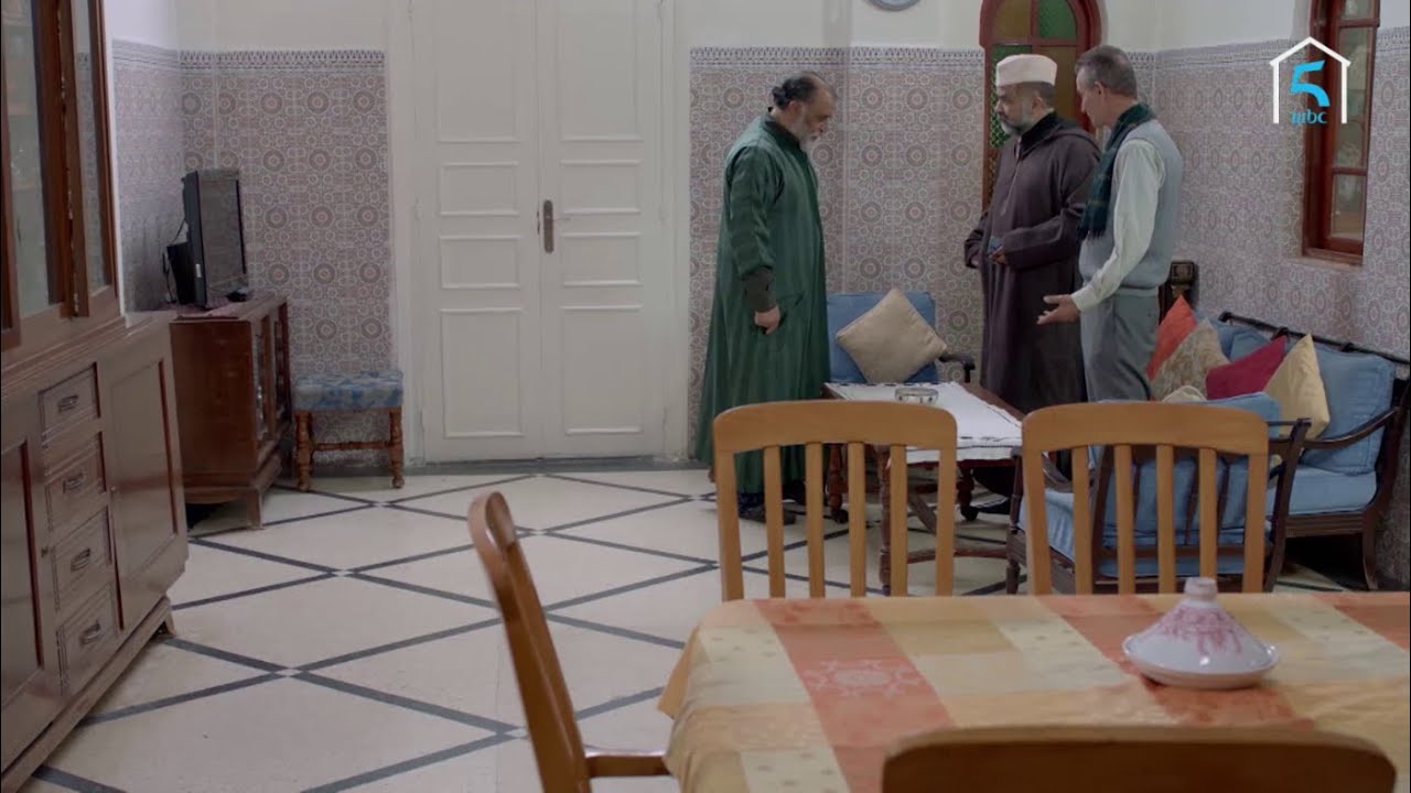 ابنة سلمات تتذكر موقفا صعبا بسبب عزوز ولطيفة تحاول معرفة الحقيقة