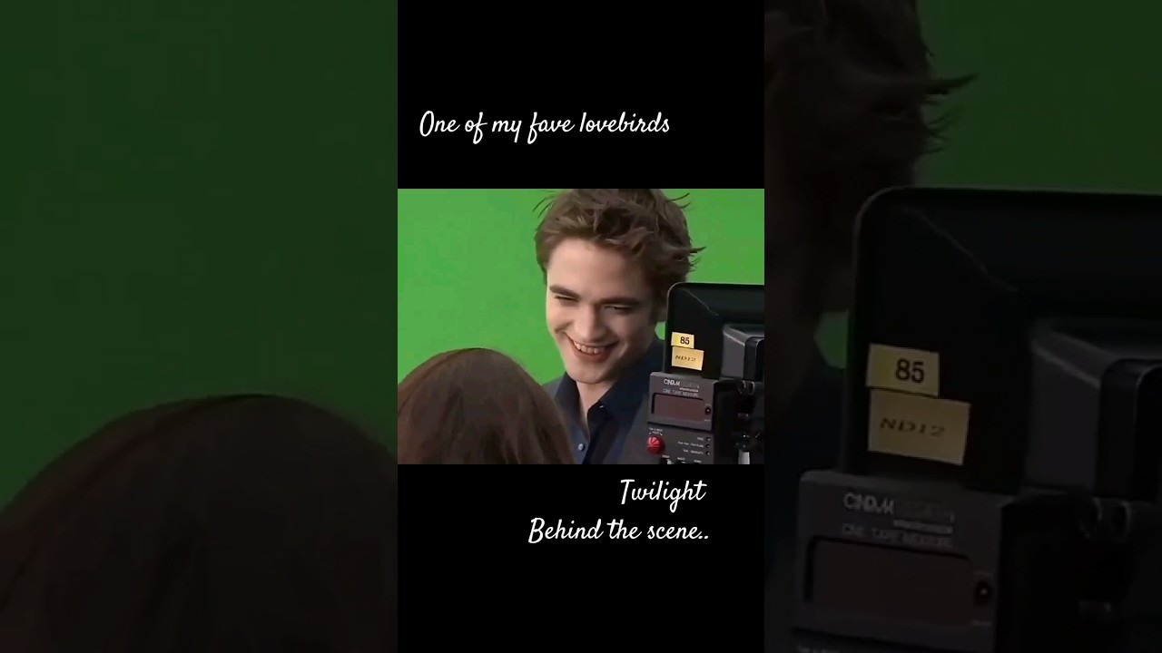 Bloopers with the cast 