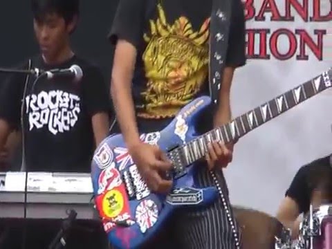 ARFAZ @SMK4 - ABSOLUTE BAND MAKASSAR 2008