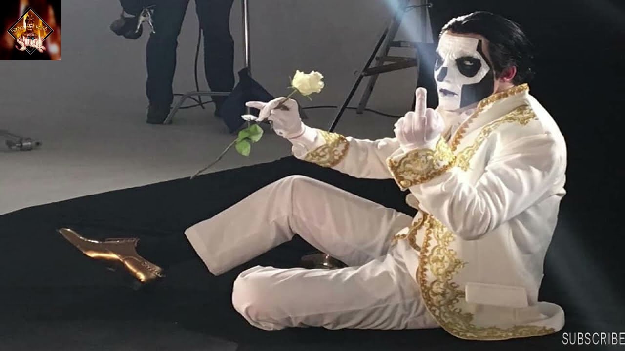 Behind-the-scenes of the song 