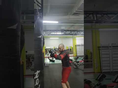 Спорт, физкультура это дыхание жизни. скорость выше на 1' из за музыки бан. #бойсленью #бокс