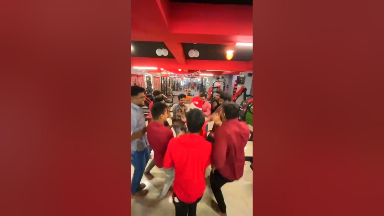 end-of-christmas-christmas-celebrity-shorts-trending-youtube