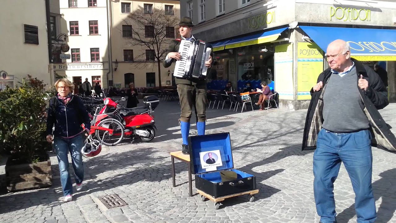 баянист - YouTube