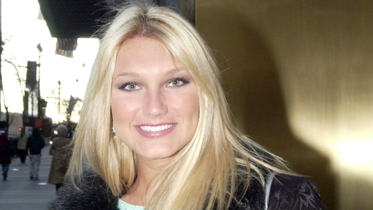 Brooke Hogan- Thank U 4 Lettin' Me B Mah Self (2009)