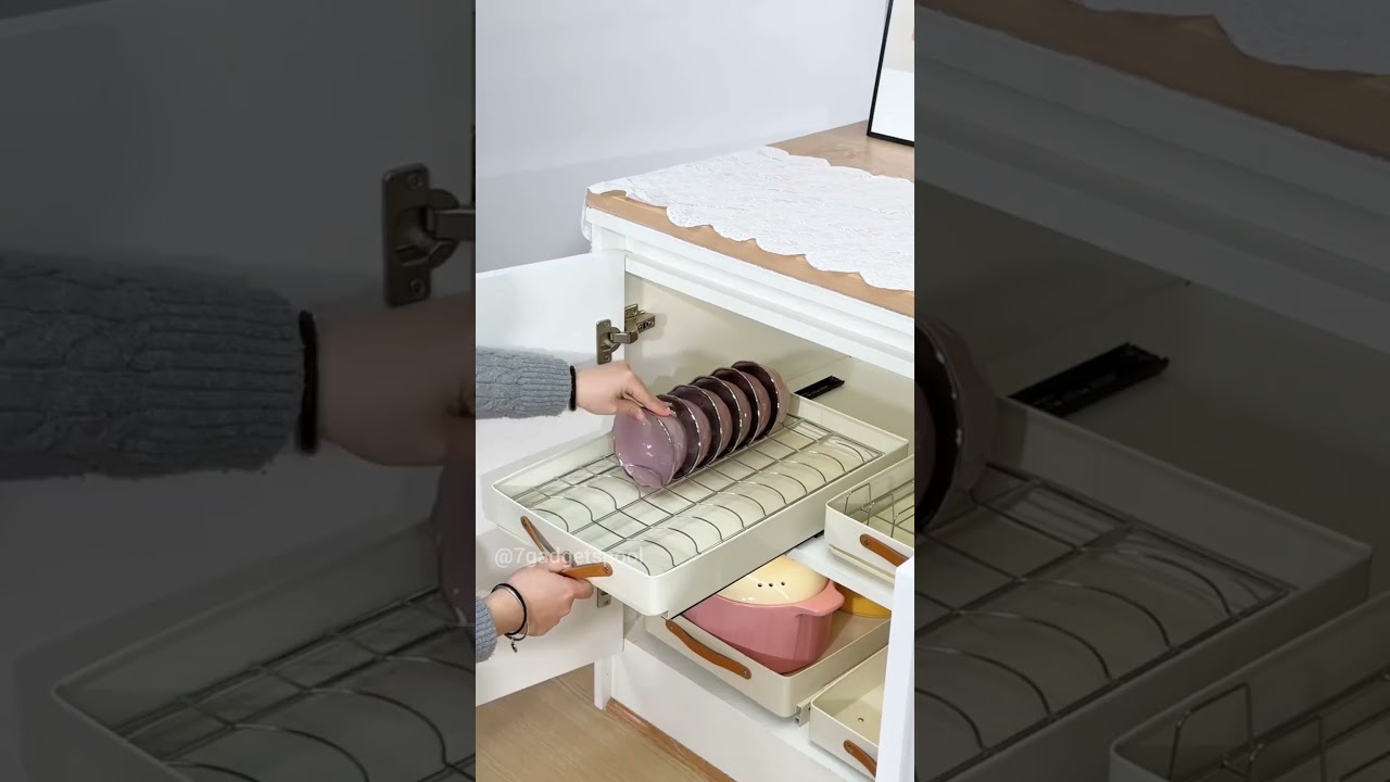 Kitchen shelf 🗄️ 