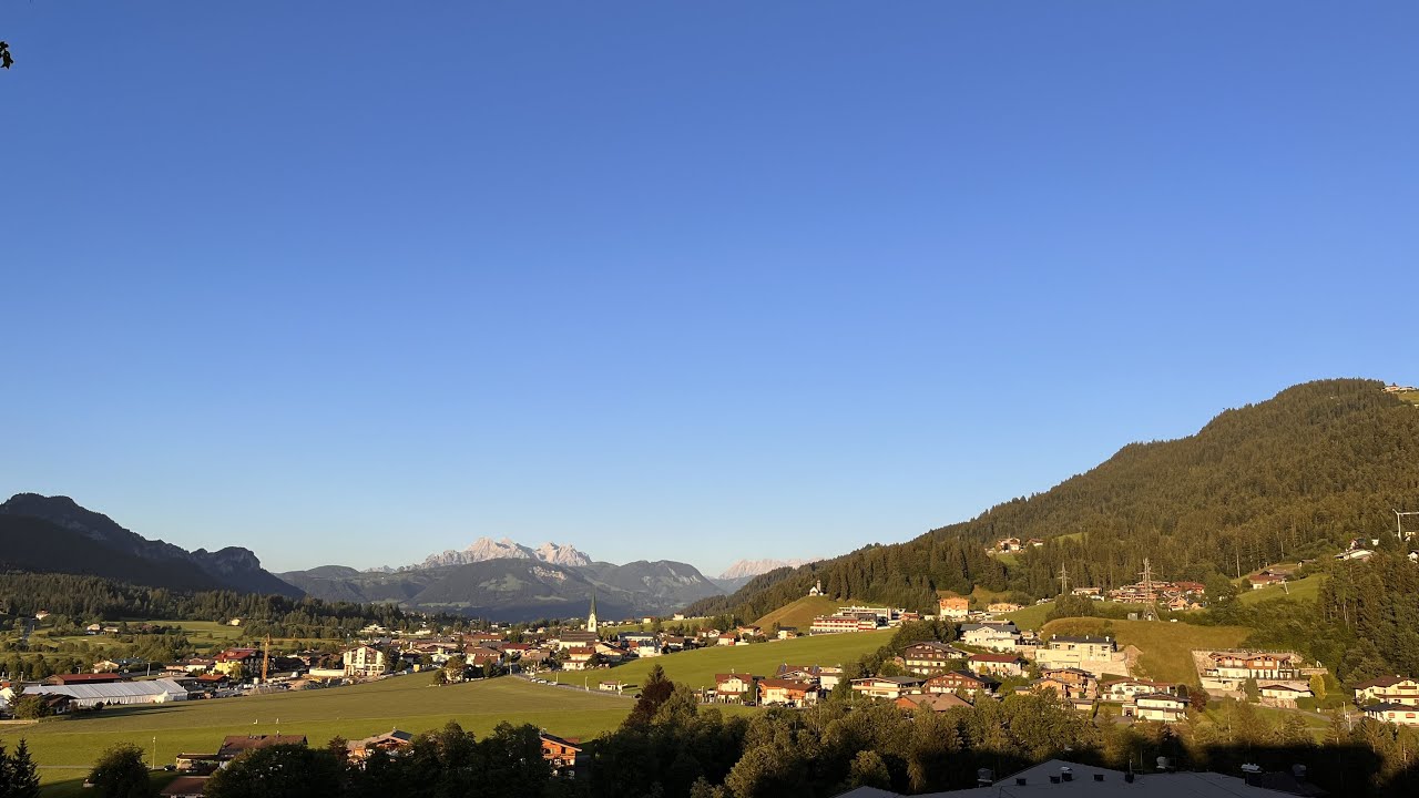 Webcam Ellmau Dorf 01.05.2022