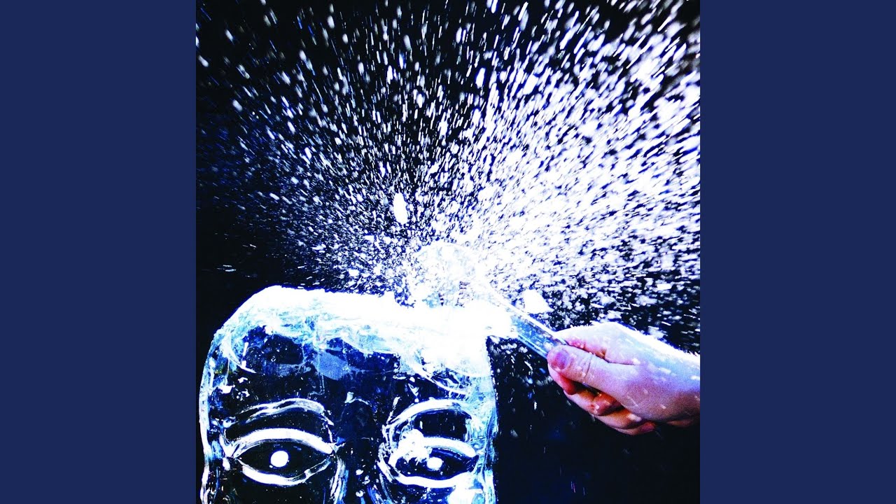 Guarda Floating Heads su YouTube Guarda Floating Heads su YouTube