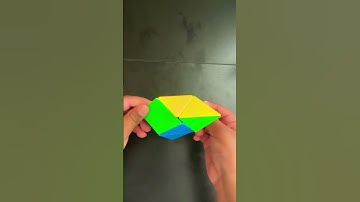 How to solve the Corner Twist on the pyramorphix