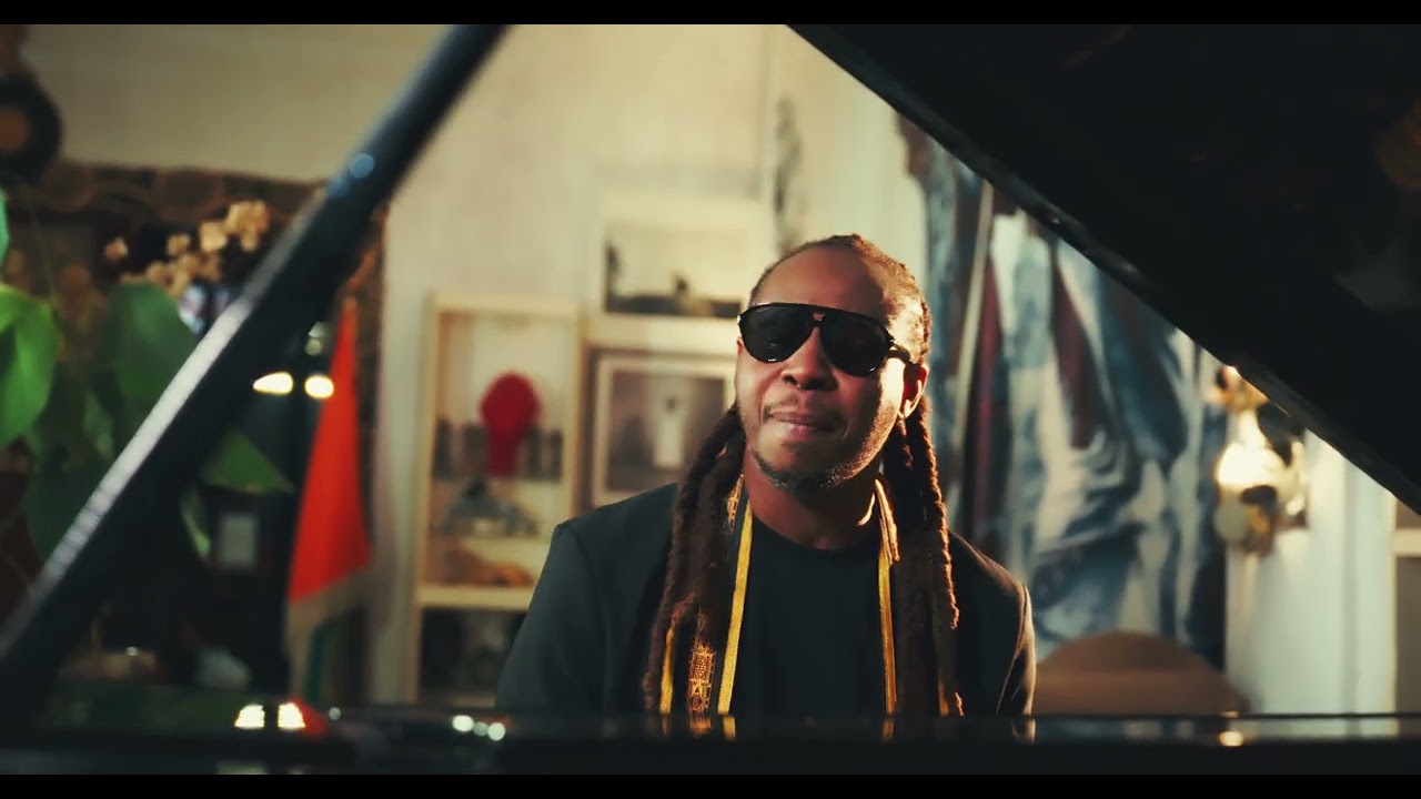 Watch SOUM BILL - BENIS MOI ( OFFICIAL ACOUSTIC VIDEO ) on YouTube Watch SOUM BILL - BENIS MOI ( OFFICIAL ACOUSTIC VIDEO ) on YouTube