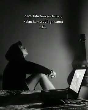 Story wa #menunggu seseorang😢