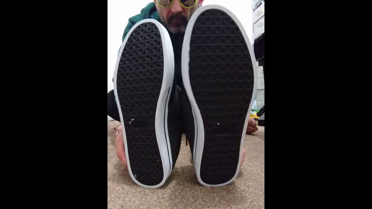 Unbagging 2 Etnies Binaurally 🅥 vertical vegan #ASMR video with 3D sound asmr video cosa sono