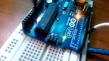 Menyalakan LED Menggunakan Arduino UNO