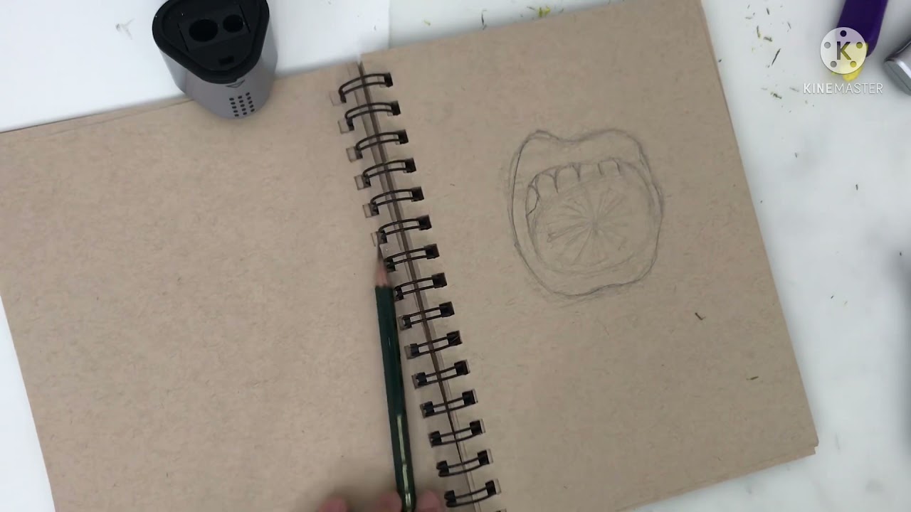 Time-lapse of me drawing + coloring those ‘’ iconic lime lips u see everywhere’’