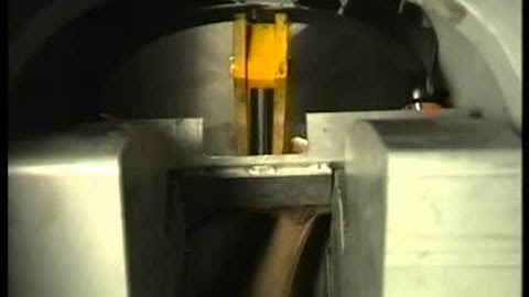 04 Removal of Cylinder Liner