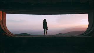 Metronomy x spill tab – Uneasy