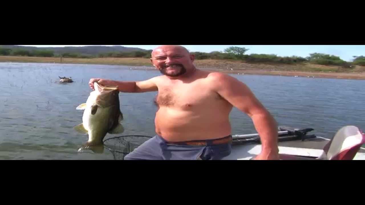 Mazatlan Mexico Bass fishing December 2009 - YouTube