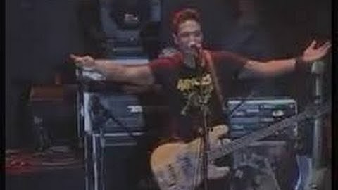 DUET KEREN "SID + ENDANGSUKAMTI + SAINTLOCO" LIVE KONSER AT JOGJA