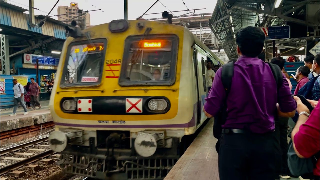 Back To Back Evening Action at Mulund Railways Station Mumbai ll Mumbai Local  Arrival & Departure
