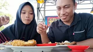 Vacation to ayam bakar wong solo Sidoarjo. 