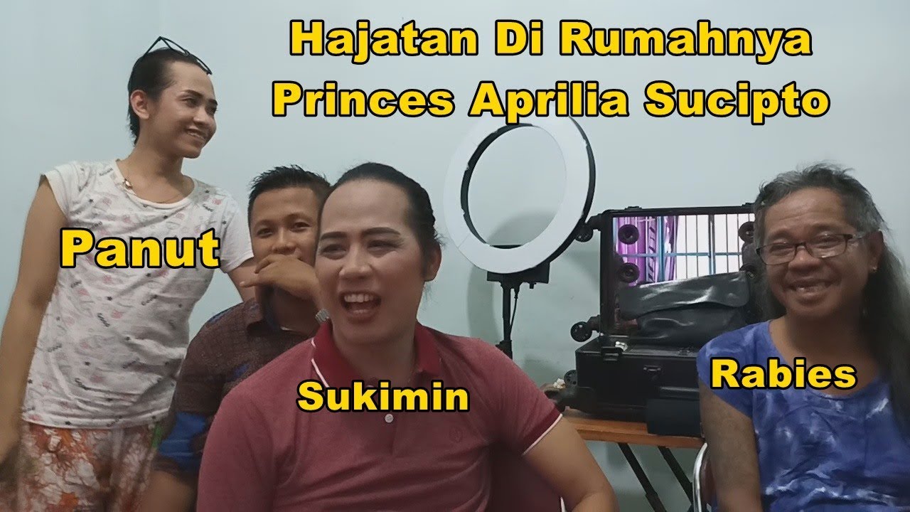 Acara Hajatan Di Tempat Princes Aprilia Sucipto