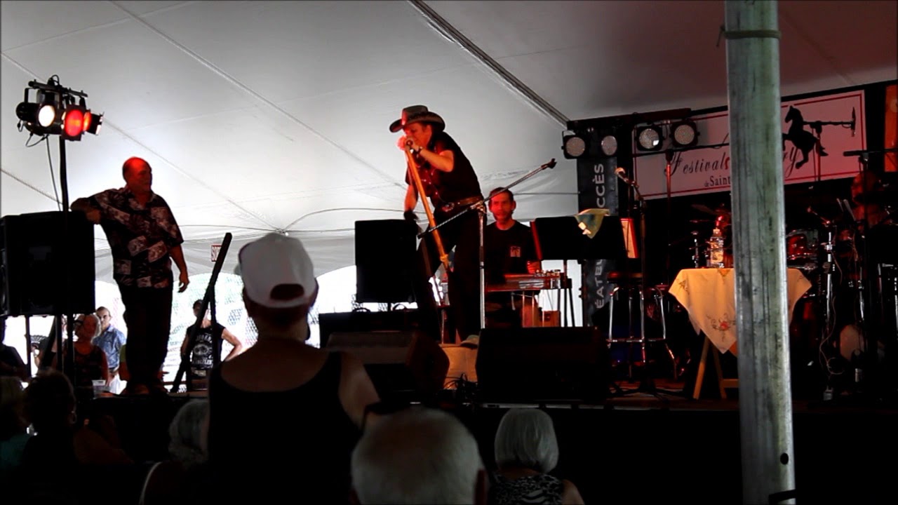 NATHALIE PICARD ET SA WASHTUB 2019 FESTIVAL COUNTRY STROCK DE L