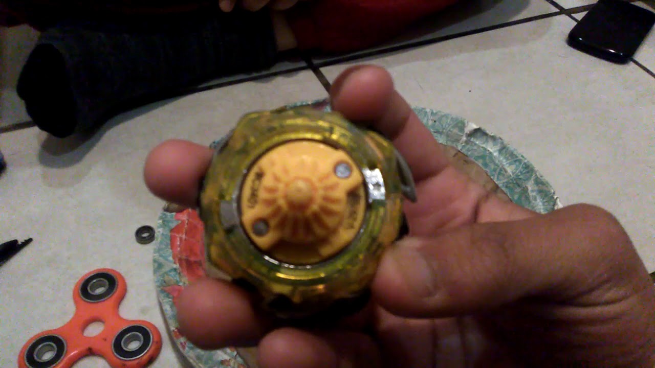 how to spin a beyblade with your hand how to spin a beyblade with your hand