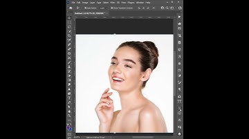 Remove Backgrounds in ONE click Photoshop CC Tutorial