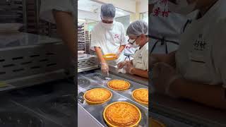 When Work Feels Like a Bakeout #baking #chineseburger#mooncake