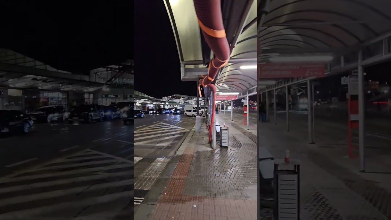 Sleduj TaxiPoPraze ukážu ti život pražského taxikáře, zákulisí města, známá místa i noční jízdy!