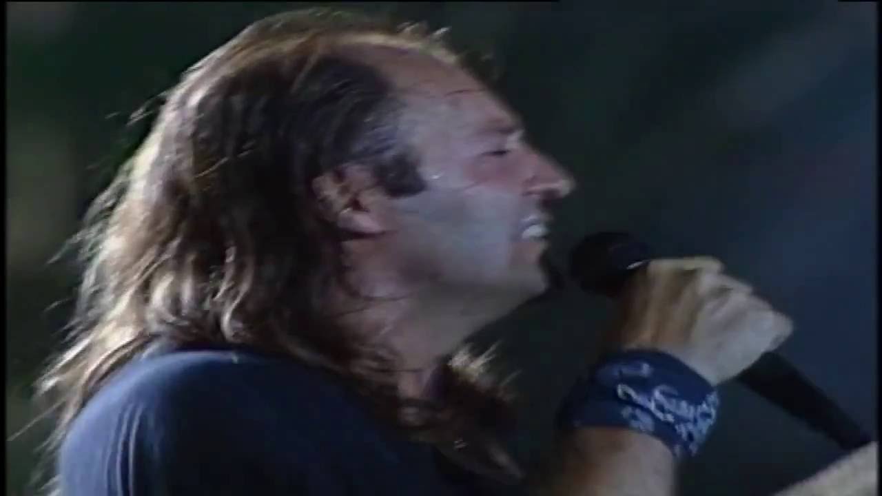 Vasco Rossi - Albachiara live (Fronte del palco 90)