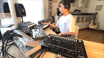 Gamma Vibes – Dawless Hardware Techno Liveset