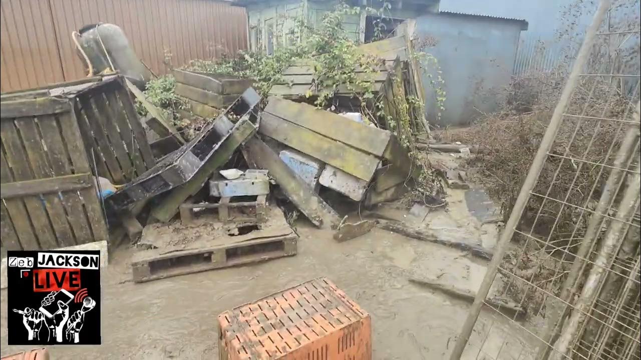 The team have picked up a digger working thos morning at Gilligan's