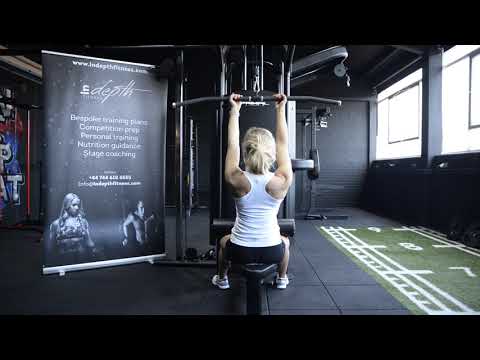 Supinated grip Lat Pulldown