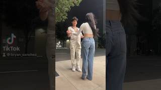 Moviendo Las Caderas Merengue Dance