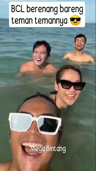 BCL berenang bareng teman temannya
