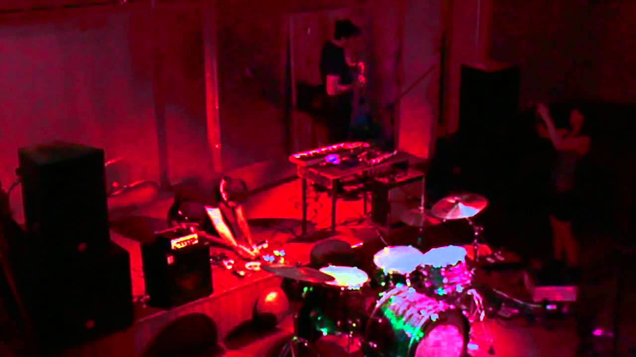 Owlbites Live in Moira, Utrecht