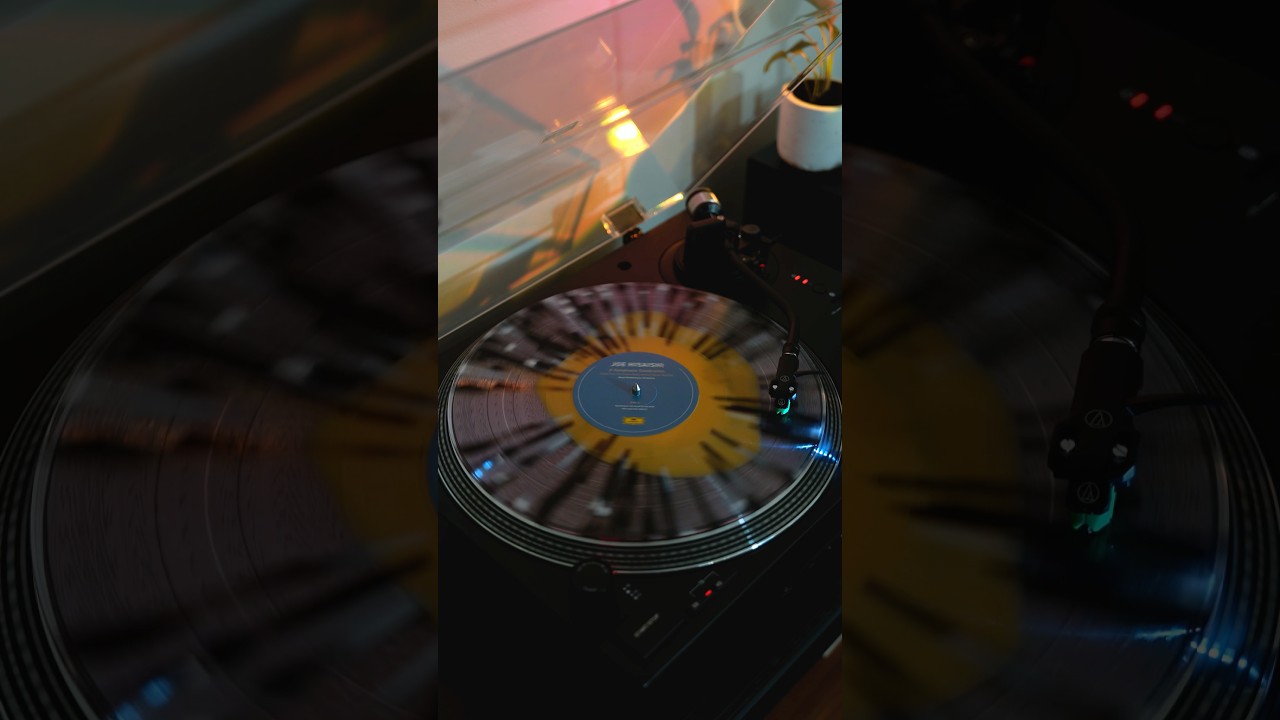 Limited Edition vinyl edition of ‘A Symphonic Celebration'; available for $19.98. US store only. 🎶