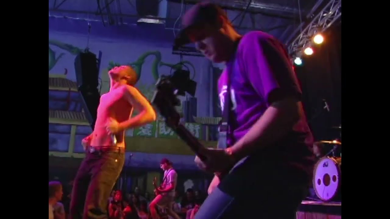 YouTube에서 Iron Boots - Bizarre (Live @ Sound & Fury Festival 2006 - Alpine, Ventura, CA) 보기 YouTube에서 Iron Boots - Bizarre (Live @ Sound & Fury Festival 2006 - Alpine, Ventura, CA) 보기