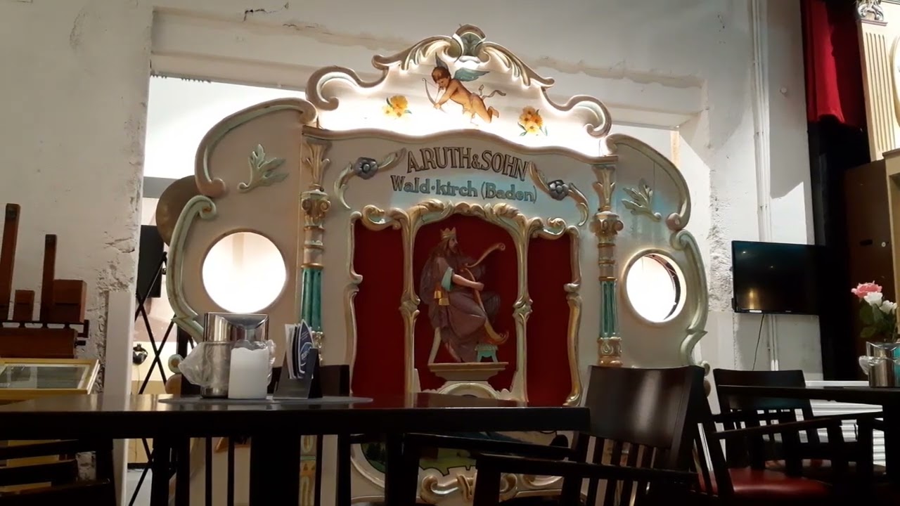 A. Ruth & Sohn kermisorgel in Danszaal Bocken in Helmond