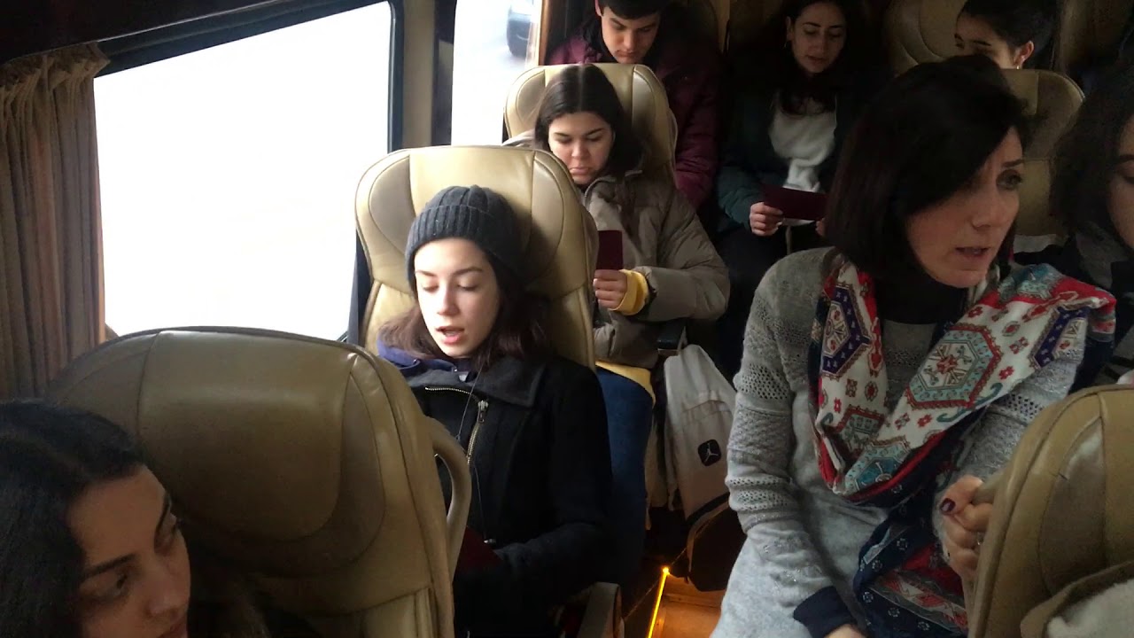 30.01.2020. Լուսակունքի ճանապարհին․ ԱՐԵԳՆԱԶԱՆ կրթահամալիրի սաները ճանապարհին փորձում են նյութը