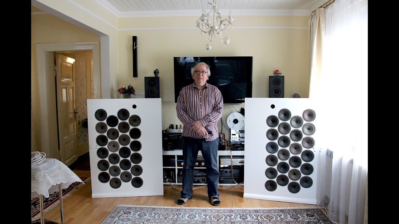 Update Papa testet zum ersten Mal seine selbstgebauten Lautsprecher